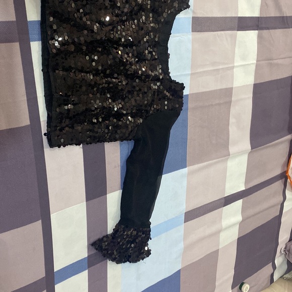 Shimmery georgette fabric lehenga with cut-dana work &crop top n V shaped stole - Picture 10 of 17